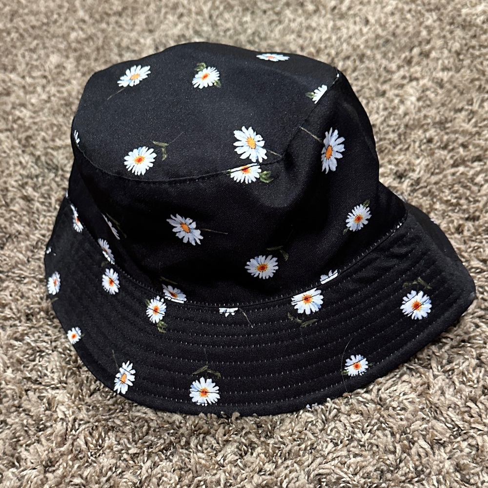 Alice + Olivia Classic White Hat